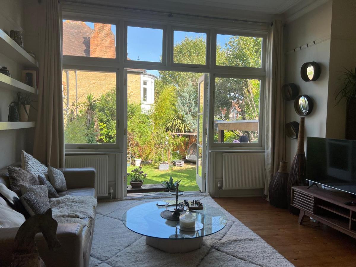 LondonHomeGardens Buitenkant foto