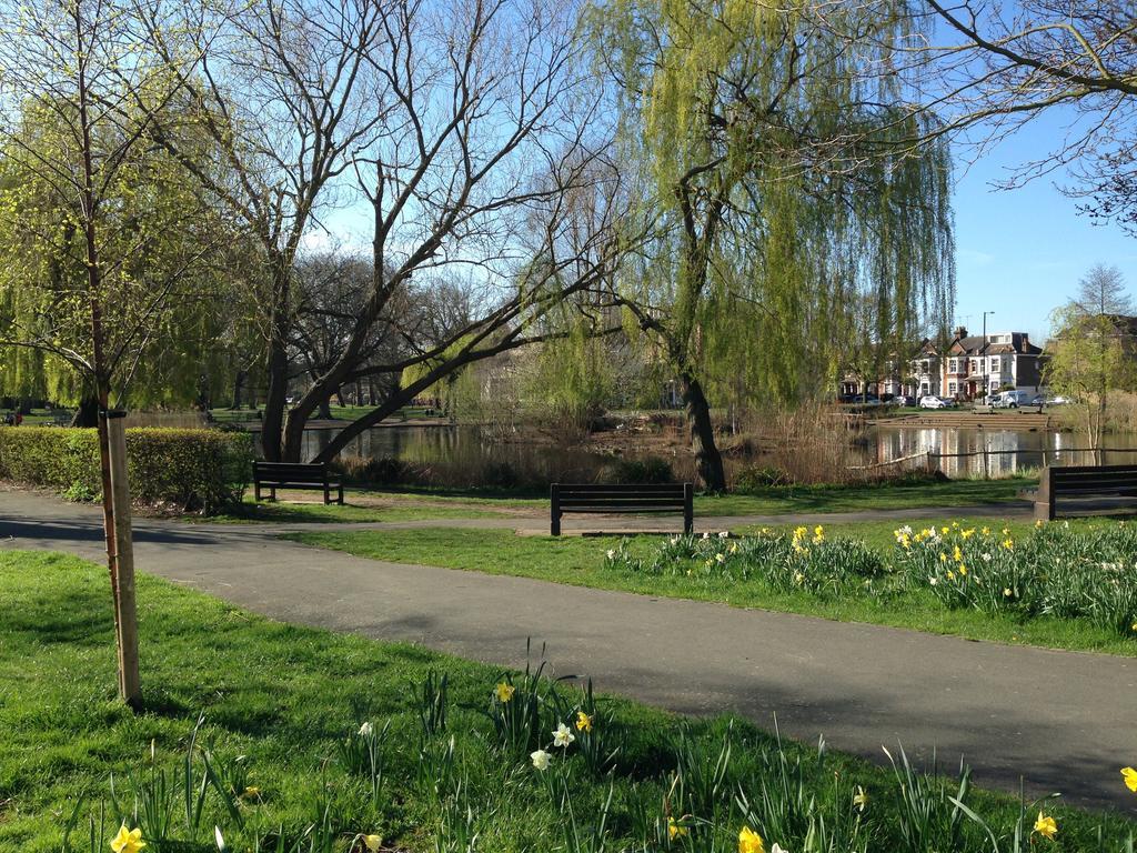 LondonHomeGardens Buitenkant foto
